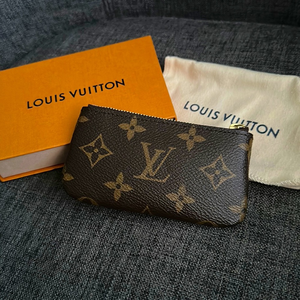 Louis Vuitton Monogram Key Pouch Cles